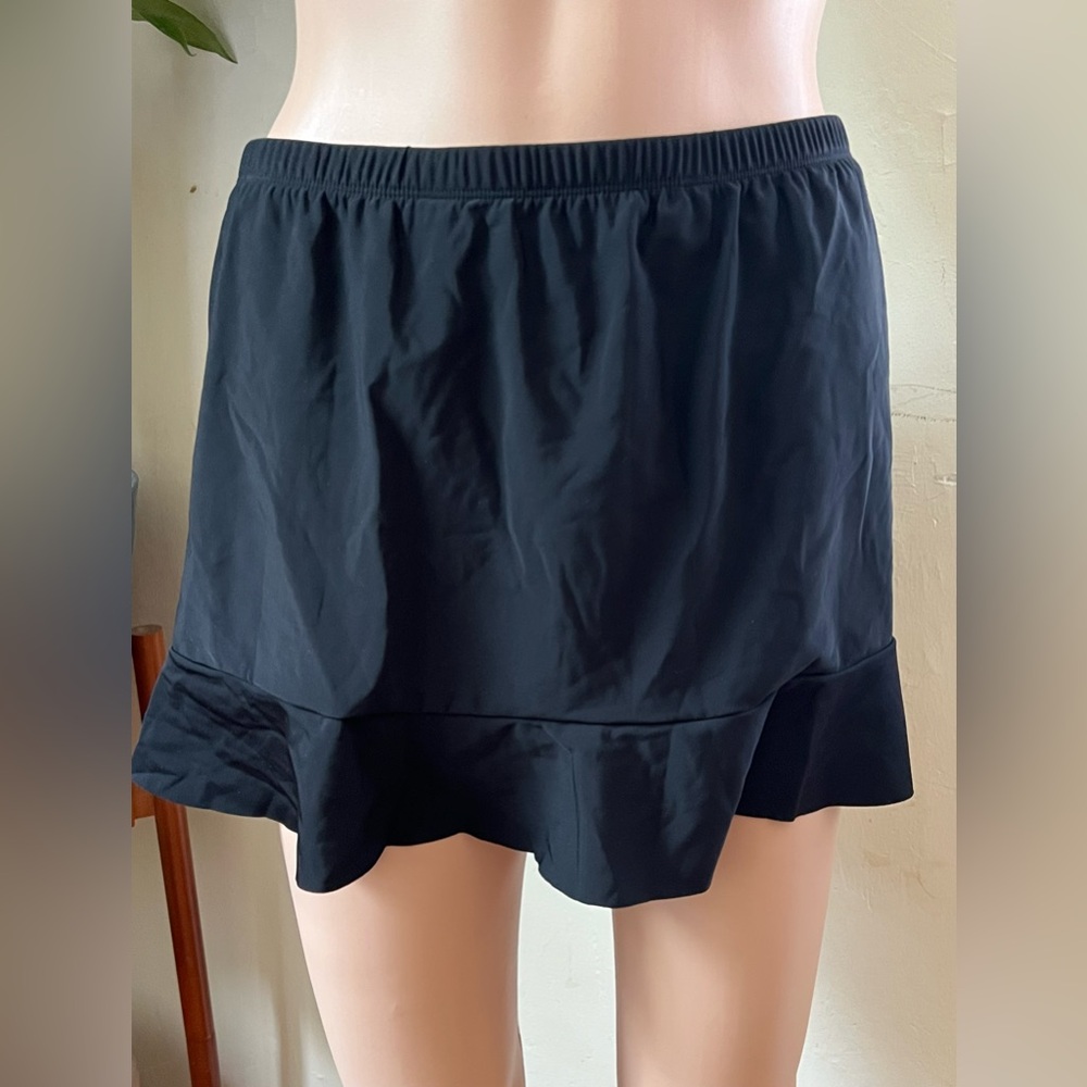 Aqua Green Elegant Black Skirt